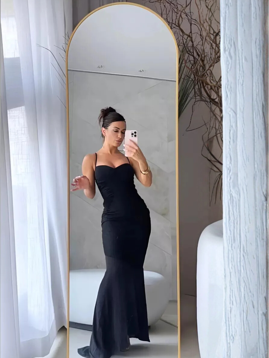 Espejo de Pinterest con soporte y marco dorado – en oferta